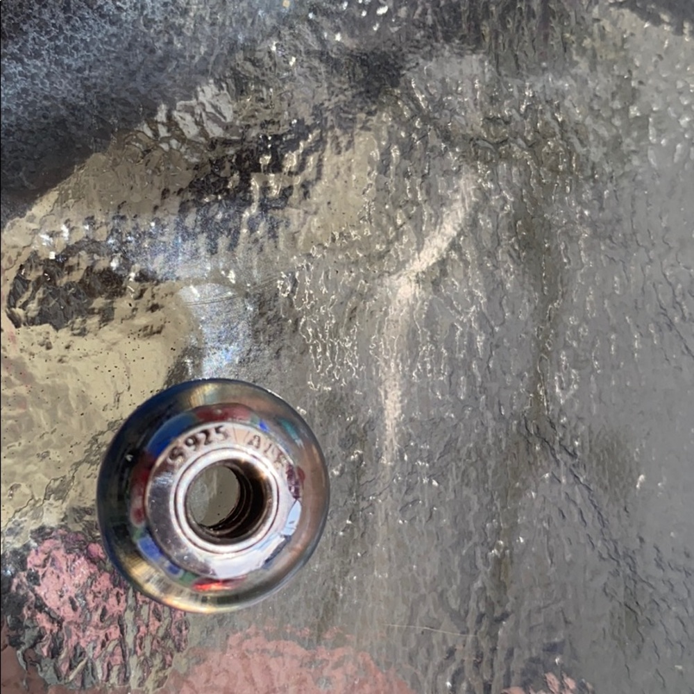 Authentic Pandora charm - Picture 2 of 3
